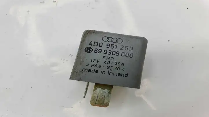 Audi A6 S6 C5 4B (2001 - 2004) 4D0951253 Реле насоса горючего — фото 3