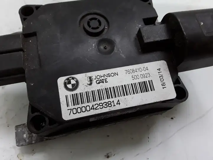 BMW 1 F20 F21 (2011 - 2019) 760841004 Реле вентилятора охлаждения — фото 2