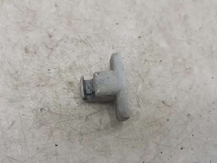 BMW 3 E46 (1998 - 2005)   Держатель щитка от солнца