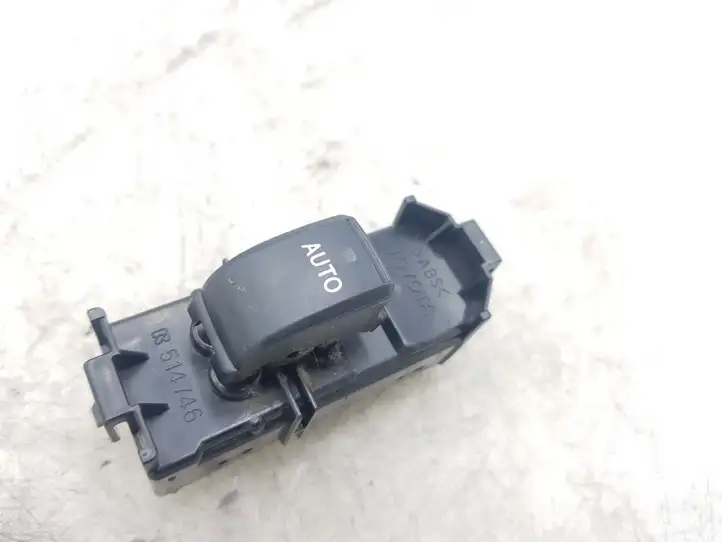 Toyota Corolla Verso AR10 (2004 - 2009) 8403053020 Блок кнопок стеклоподъемников — фото 3