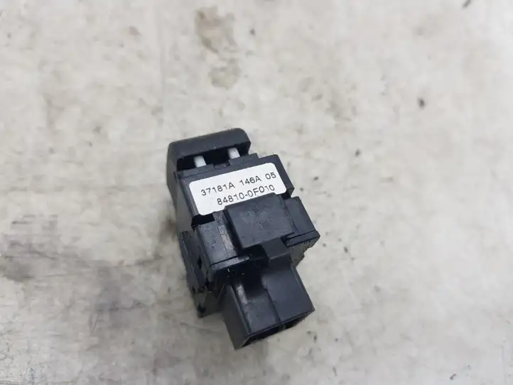 Toyota Corolla Verso AR10 (2004 - 2009) 37181A146A05 Блок кнопок стеклоподъемников — фото 3