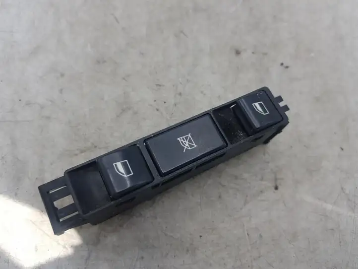 BMW 3 E46 (1998 - 2005) 61318381518 Кнопка стеклоподъемников — фото 1