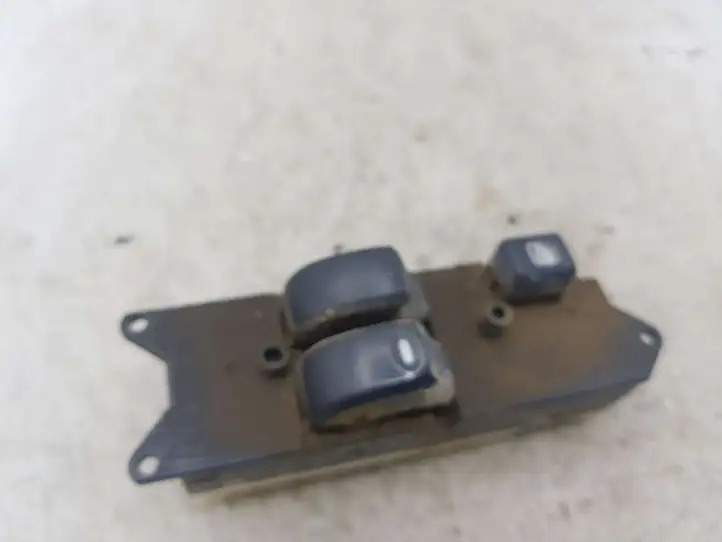 Subaru Impreza II (2001 - 2002) MR445655 Кнопка стеклоподъемников — фото 1