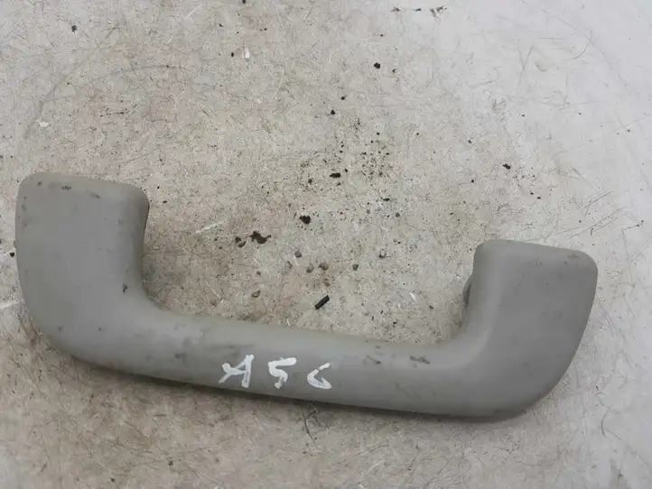 Toyota Corolla Verso AR10 (2004 - 2009) Потолочная ручка передняя — фото 1
