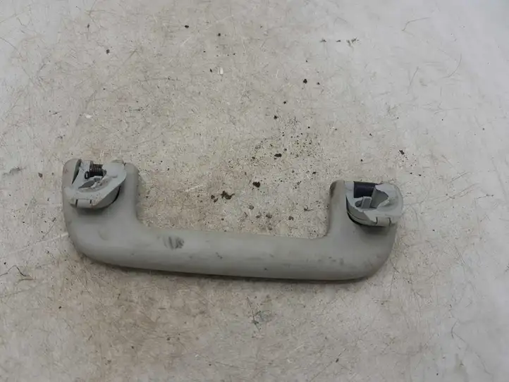 Toyota Corolla Verso AR10 (2004 - 2009) Потолочная ручка передняя — фото 3