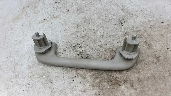 Toyota Corolla Verso AR10 (2004 - 2009) Потолочная ручка передняя — фото 2