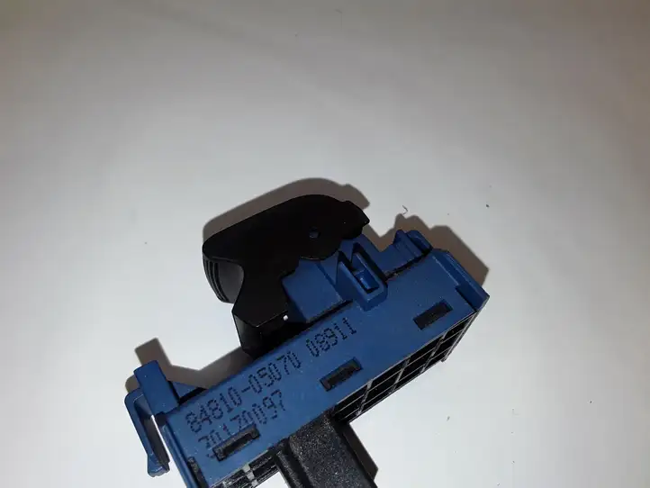 Toyota Avensis T270 (2012 - 2015) 8481005070 Блок кнопок стеклоподъемников — фото 3