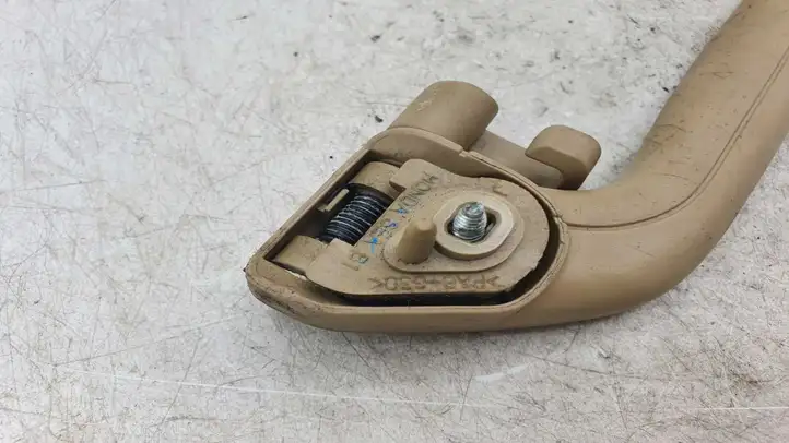 Honda Accord (2003 - 2007)   Задняя ручка