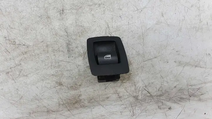 BMW 3 E90 E91 (2005 - 2012) 15939900 Кнопка стеклоподъемников — фото 1
