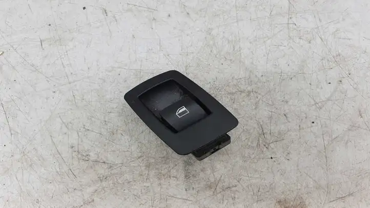 BMW 3 E90 E91 (2005 - 2012) 15939900 Кнопка стеклоподъемников — фото 1