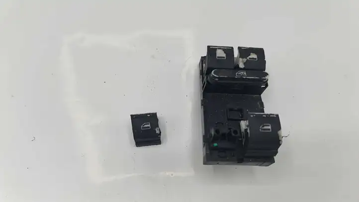Volkswagen Touareg I (2002 - 2010) 716959857 Блок кнопок стеклоподъемников — фото 1