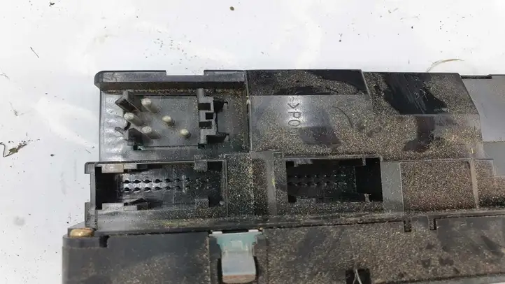 BMW 5 E39 (1996 - 2003) 6904306 Кнопка стеклоподъемников — фото 2