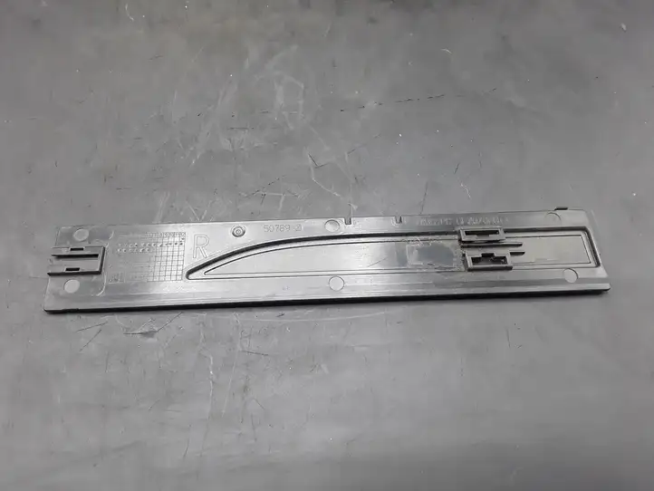 BMW 5 E60 E61 (2004 - 2010) 507892 Внутренняя отделка переднего порога — фото 2