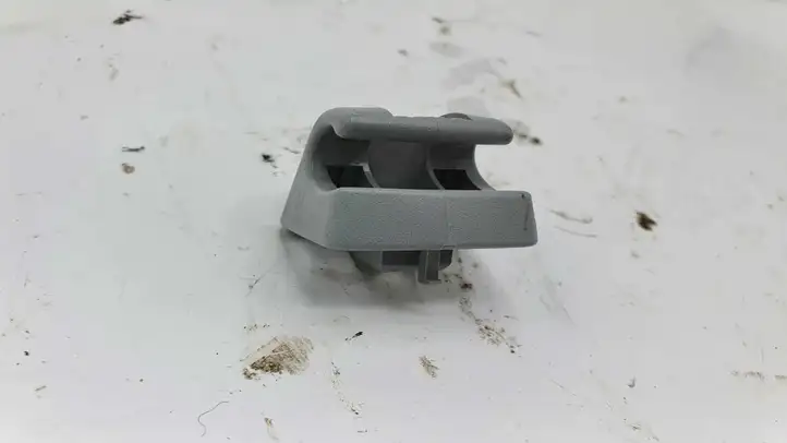 Mercedes-Benz E W211 (2002 - 2009) Крепление солнцезащитного козырька — фото 2