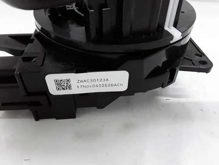 Ford Focus (2015 - 2019) ZWAC30123A Контактное кольцо SRS — фото 2