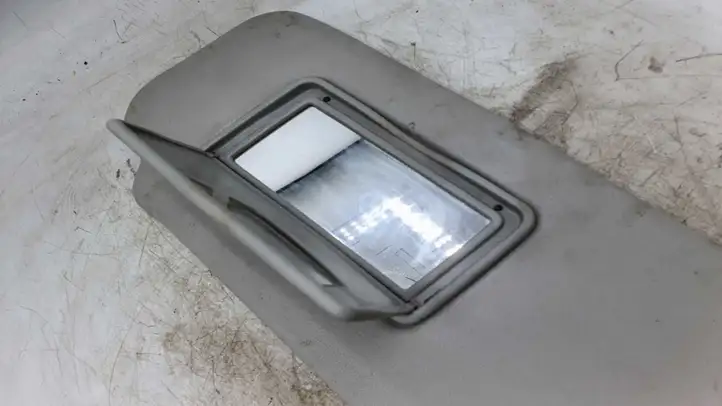 Toyota Corolla Verso E121 (2001 - 2004) Солнцезащитный козырек — фото 2