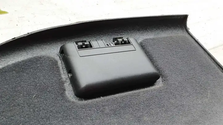 Audi A4 S4 B7 8E 8H (2004 - 2009) Боковая обшивка багажника — фото 3