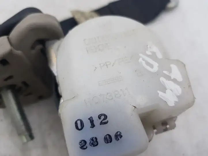 Toyota Corolla Verso AR10 (2004 - 2009) 0122806 Задний ремень безопасности — фото 3