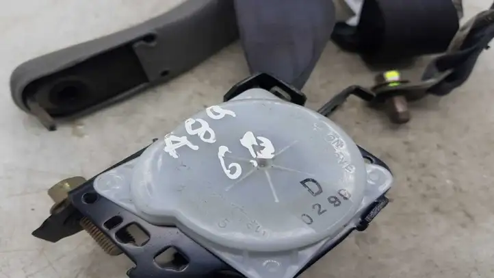 Honda HR-V (1998 - 2005) 35262EB2 Задний ремень безопасности — фото 2
