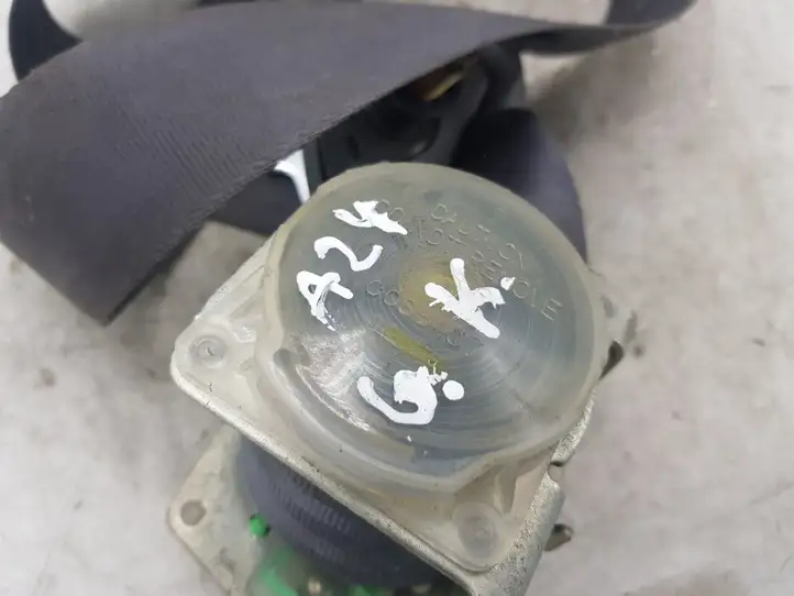 Toyota Previa (XR30, XR40) II (2000 - 2006)  C085501 Задний ремень безопасности