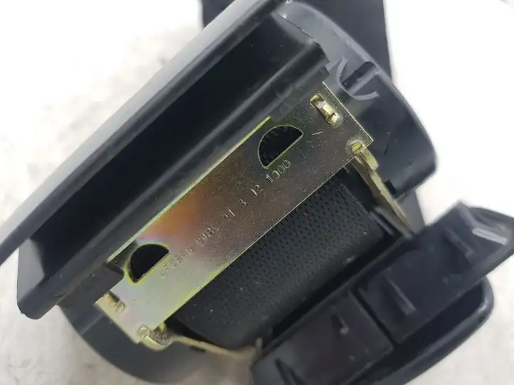 BMW 3 E46 (1998 - 2005) Задний ремень безопасности — фото 3