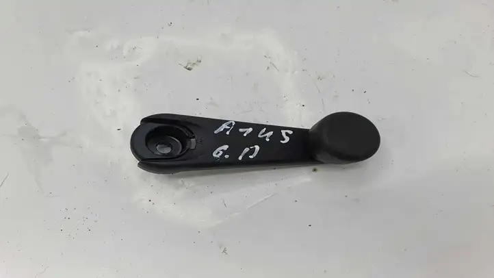 BMW 1 E81 E87 (2004 - 2011) 513281225037 Ручка стеклоподъемника — фото 1