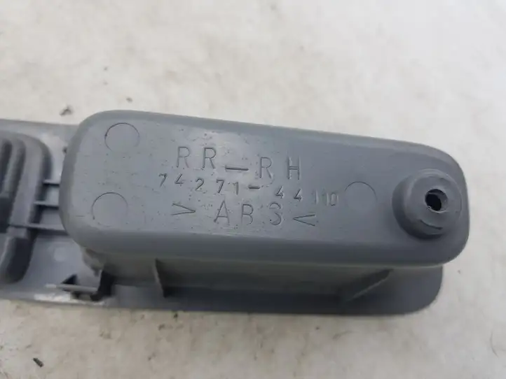 Toyota Avensis Verso (2001 - 2004) 74271441100 Ручка двери / накладка — фото 2
