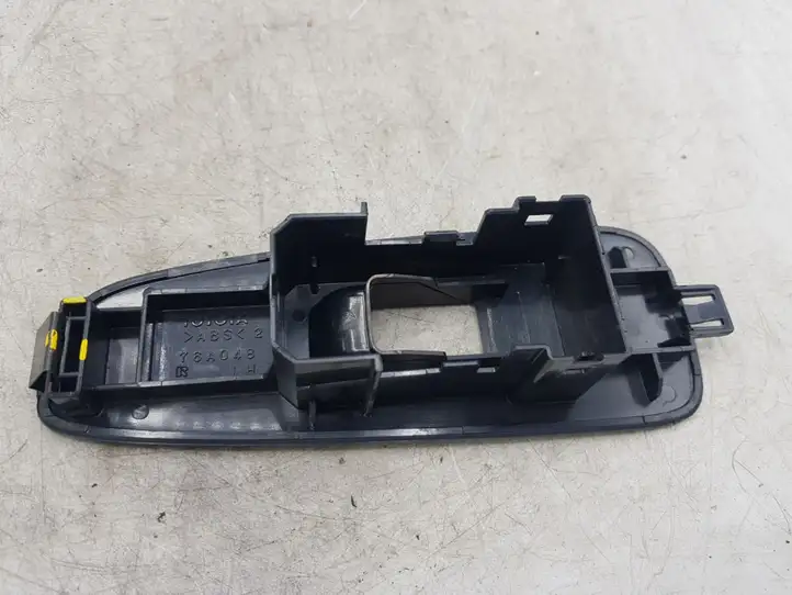 Toyota Previa (XR30, XR40) II (2000 - 2006) 76A048 Накладка кнопки стеклоподъемника — фото 3