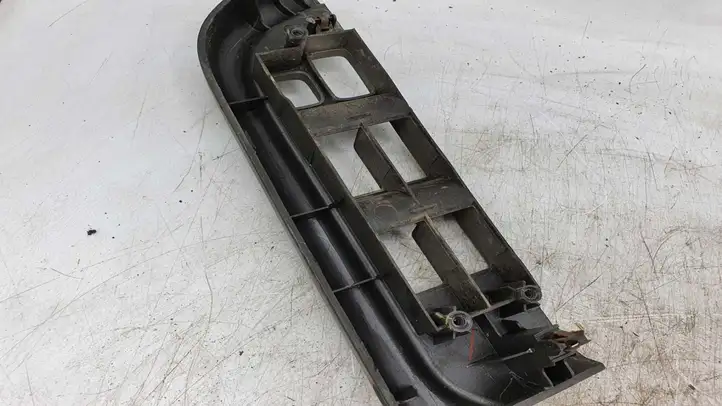 Nissan X-Trail T30 (2001 - 2007) 809498H700 Накладка кнопки стеклоподъемника — фото 2