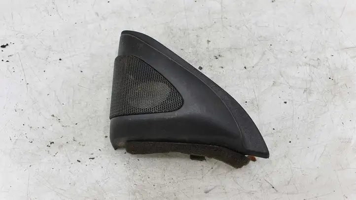 Toyota Corolla E120 E130 (2000 - 2004) 6749212480 Накладка динамика передней двери — фото 1