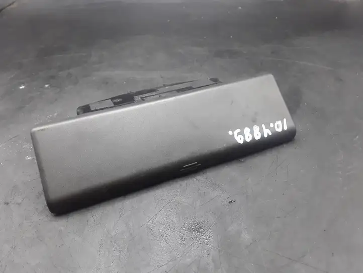 Land Rover Discovery (2009 - 2013)  AH2204812B Другая центральная деталь консоли (туннеля)