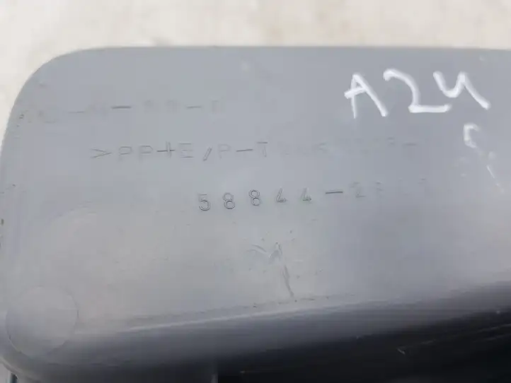 Toyota Avensis T250 (2003 - 2006) 5884428020 Подстаканник — фото 2