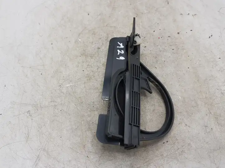 Nissan X-Trail T30 (2001 - 2007)  RH8H3 Держатель чашки