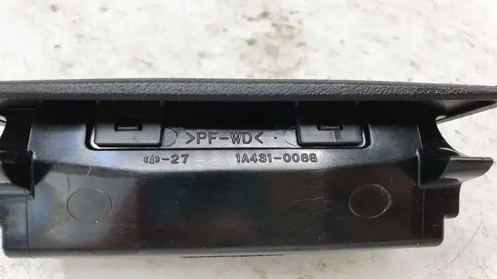 Lexus IS 220D-250-350 (2005 - 2010) 1A431008G Задняя пепельница — фото 2