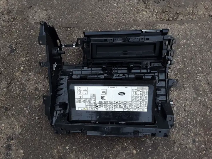 Land Rover Range Rover Sport L320 (2005 - 2009) 34183M Бардачок в сборе — фото 3