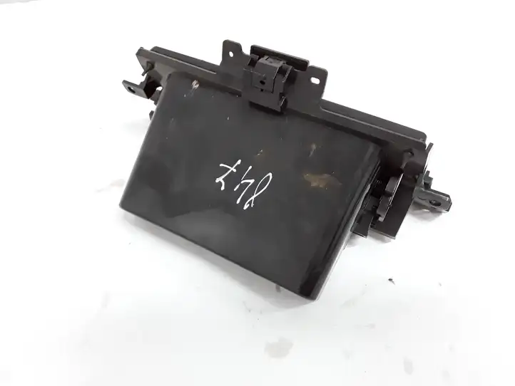 Suzuki Grand Vitara II (2005 - 2008) NF11V7X0 Выдвижной ящик — фото 2
