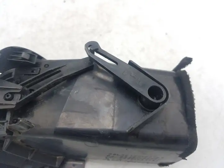 Toyota Avensis Verso (2001 - 2004) 5565044080 Боковой воздушный дефлектор — фото 3