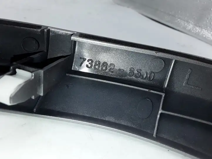 Suzuki Grand Vitara II (2005 - 2008) 7386265J0 Декоративная планка — фото 3