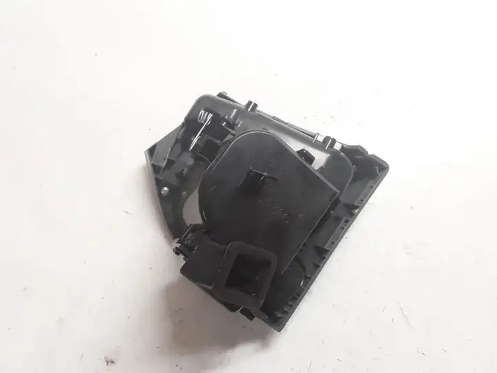 Nissan X-Trail T31 (2007 - 2014)  68431JG00A Передний держатель чашки