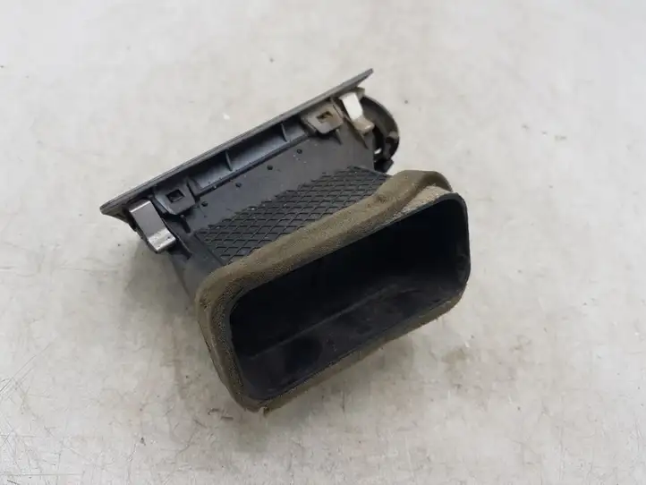 BMW 7 E65 E66 (2001 - 2008) 64226911242 Боковой воздушный дефлектор — фото 3