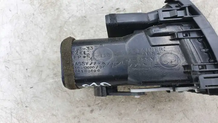 Toyota Corolla Verso E121 (2001 - 2004) 5566013020 Боковой воздушный дефлектор — фото 2