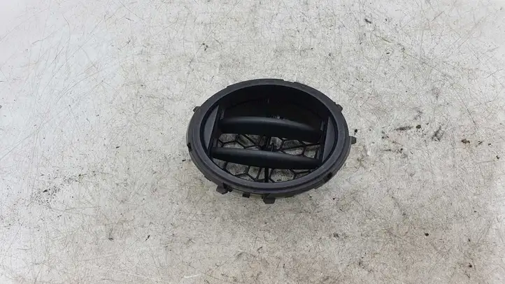 Toyota Yaris (2005 - 2009) Боковой воздушный дефлектор — фото 2
