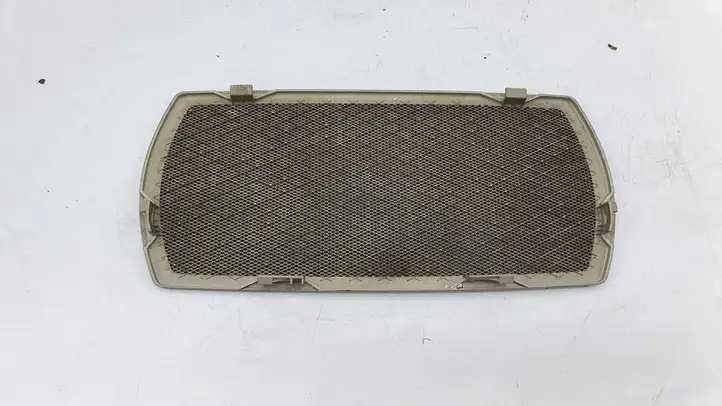 BMW 5 E60 E61 (2004 - 2010)   Отделка центрального динамика