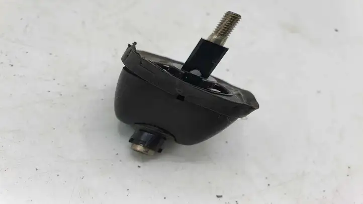 Toyota Corolla Verso E121 (2001 - 2004) GPS антенна — фото 2