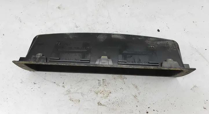 BMW 3 E46 (1998 - 2005) 51168196115121451 Вещевой ящик — фото 2