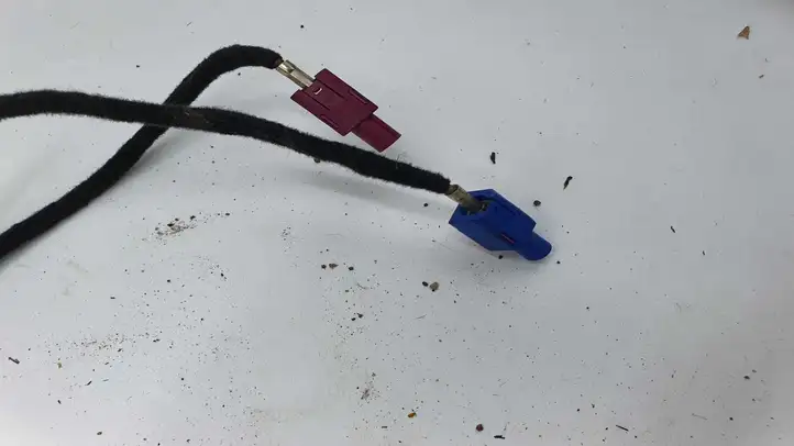 BMW 7 E65 E66 (2001 - 2008)  691225304 Антенна (антенна GPS)