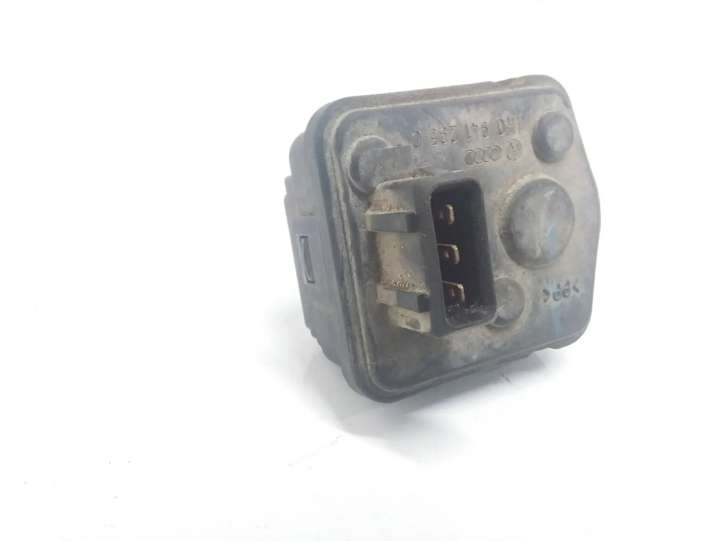 Volkswagen Vento (1992 - 1998)  1H0941295C Двигатель регулировки высоты фар