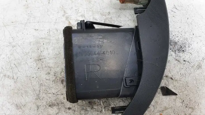 Toyota Corolla Verso E121 (2004 - 2007) 6556444010 Боковой воздушный дефлектор — фото 2
