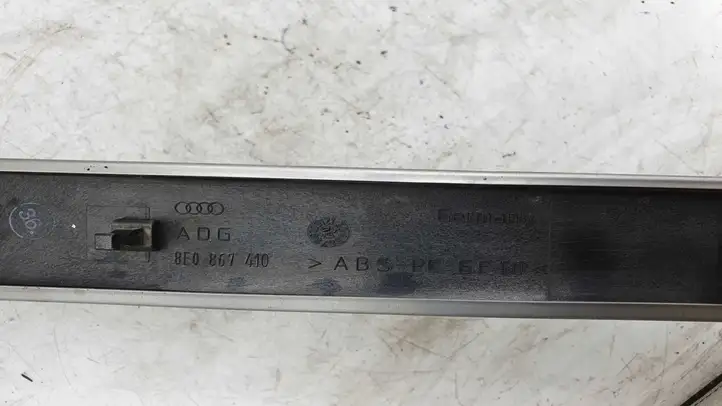 Audi A4 S4 B7 8E 8H (2004 - 2009) 8E0867410 Декоративная планка — фото 3