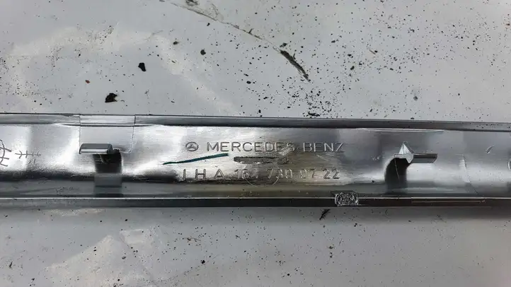 Mercedes-Benz ML W164 (2005 - 2011) A1647300722 Декоративная планка — фото 2